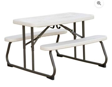 KIDS PICNIC TABLE